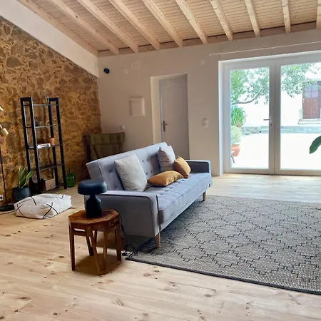 בית נופש Casas Lentas Slow Living-obidos