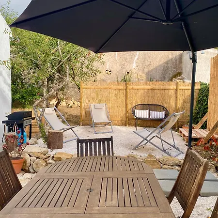 בית נופש Casas Lentas Slow Living-obidos